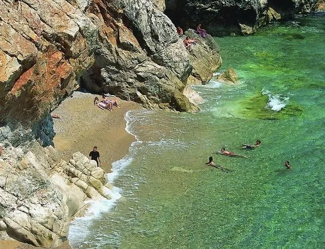 Appartement In With Sea View, Balcony, Air Conditioning, Wifi *