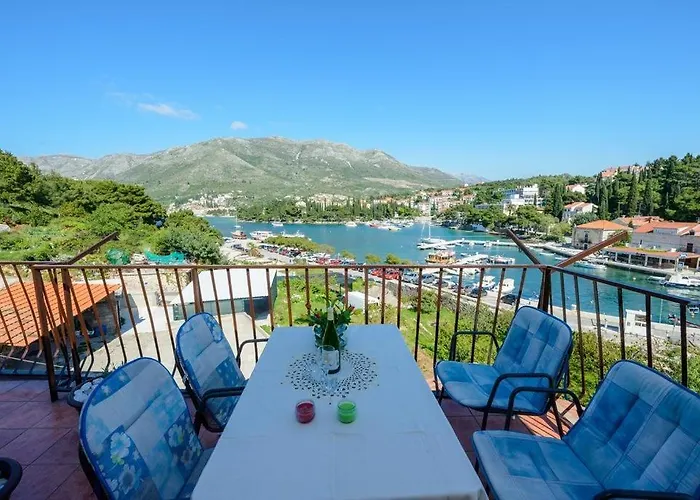 In With Sea View, Balcony, Air Conditioning, Wifi Appartement