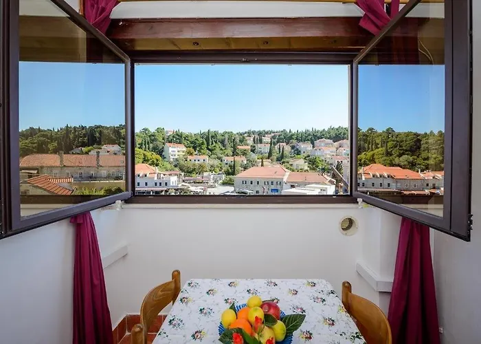 In With Sea View, Balcony, Air Conditioning, Wifi *