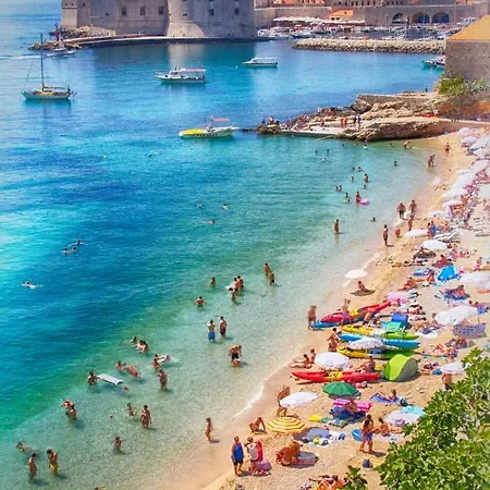 Apartment In With Sea View, Balcony, Air Conditioning, Wifi
