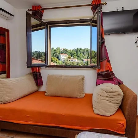 In With Sea View, Balcony, Air Conditioning, Wifi