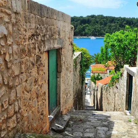 In With Sea View, Balcony, Air Conditioning, Wifi Apartment