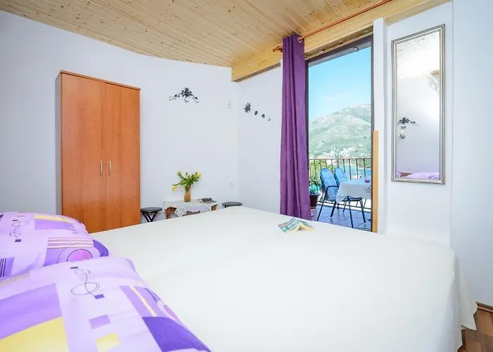 In With Sea View, Balcony, Air Conditioning, Wifi Cavtat